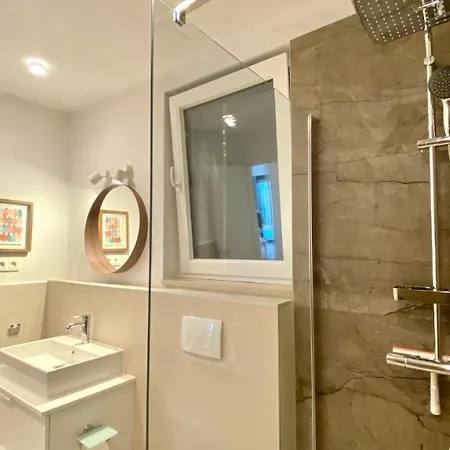 Nautilus-bay - Zweizimmer-suite 411 דירה *