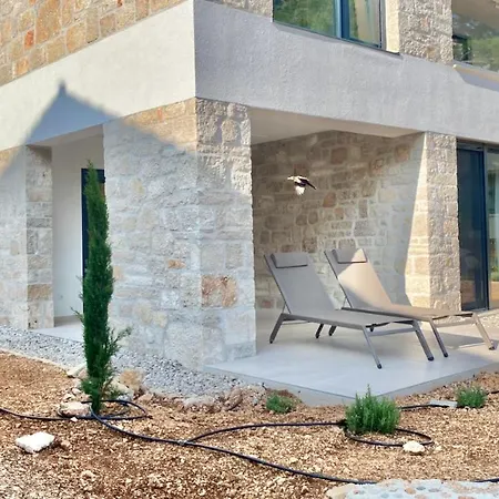 Nautilus-bay - Zweizimmer-suite 411 זבלה